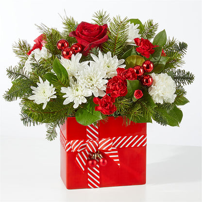 Presents Under the Tree Bouquet –  Sunset Ridge Floral Llc, Morganton NC