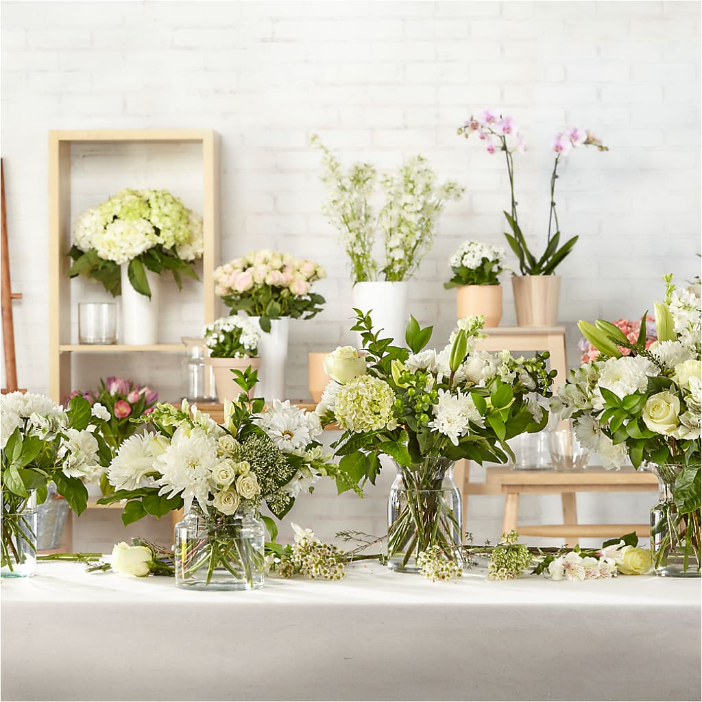Classic Ivory – A Florist Original –  Sunset Ridge Floral Llc, Morganton NC