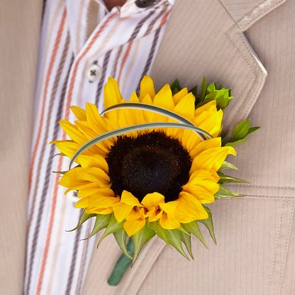 Free Spirit Boutonniere –  Sunset Ridge Floral Llc, Morganton NC